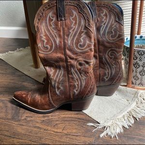 Ariat Heritage Western Cowgirl boots